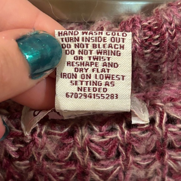 J.J. Always off the shoulder sweater - Picture 5 of 6